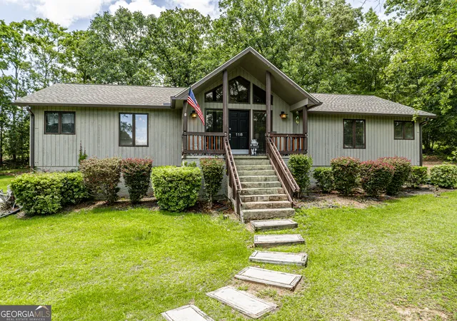 Homes for sale in Milledgeville, GA | 118 Pinecrest Dr Ne, Milledgeville, GA 31061 | MLS# 10792687