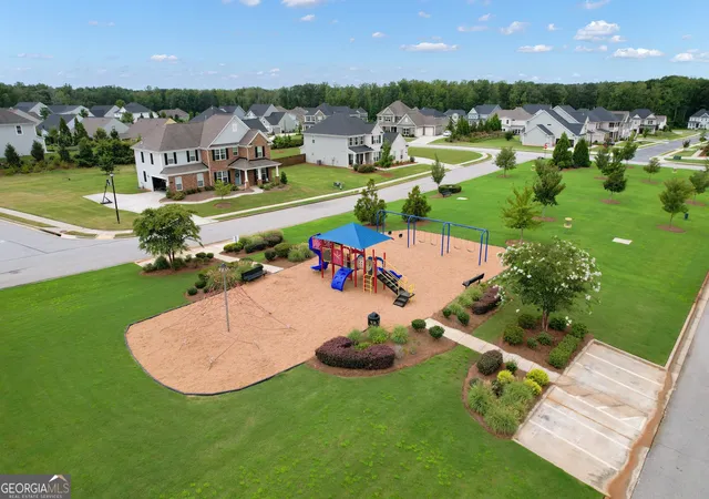 62nd image of 406 Daker Dr, Peachtree City, GA 30269 | MLS# 10587743