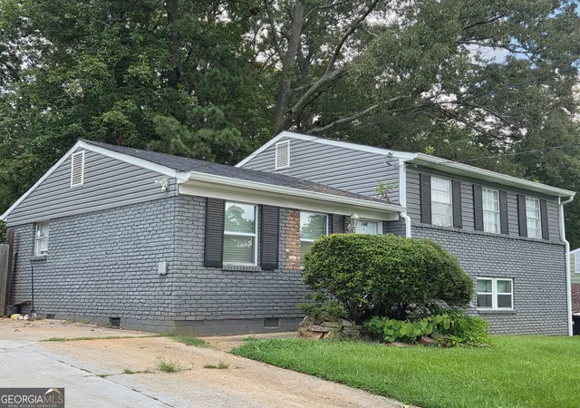 Photo 2 of Single family home for sale at 143 Tiffany Trl, Riverdale, GA 30274 | MLS# 10834631 | Listing updated on 2026-09-10