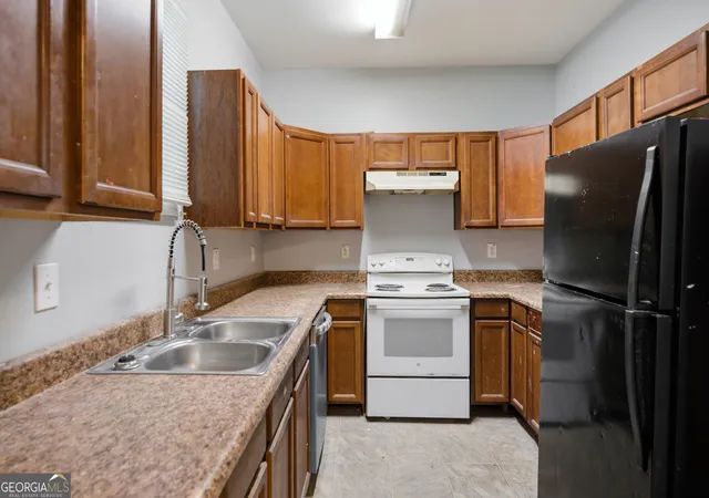 Photo 4 of Multi family home for sale at 1964 Jones Ave Nw, Atlanta, GA 30318 | MLS# 10834500 | Listing updated on 2026-09-24
