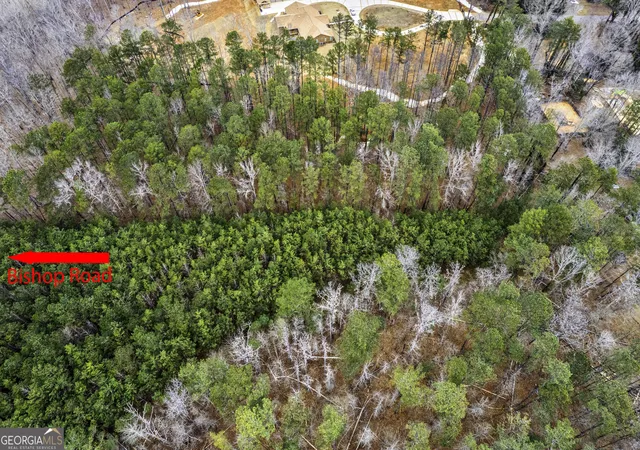 Photo 10 of Sale Pending at 7000 Bishop Rd, Fairburn, GA 30213 | MLS# 10446139 | Listing updated on 2026-02-23