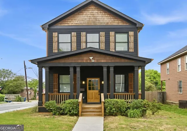 Photo 1 of Single family home for sale at 701 Smith St Sw, Atlanta, GA 30310 | MLS# 10758096 | Listing updated on 2026-05-19