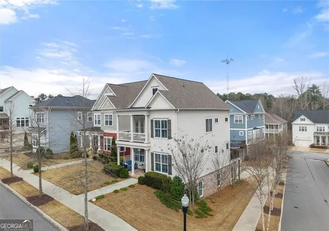 Photo 3 of Sale Pending at 450 Ellis Ave, Alpharetta, GA 30009 | MLS# 10708422 | Listing updated on 2026-09-03