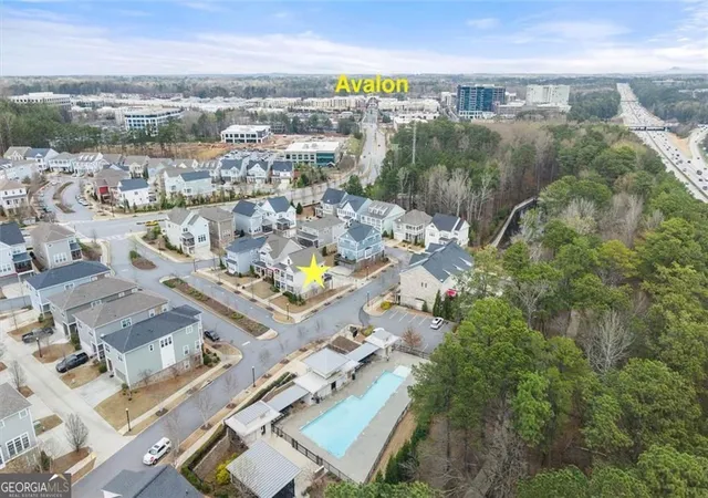 Photo 3 of Sale Pending at 450 Ellis Ave, Alpharetta, GA 30009 | MLS# 10708422 | Listing updated on 2026-09-03