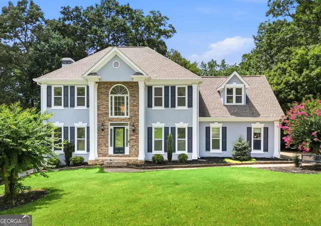 Photo 2 of Single family home for sale at 1039 Avery Crk Dr, Woodstock, GA 30188 | MLS# 10809182 | Listing updated on 2026-08-06