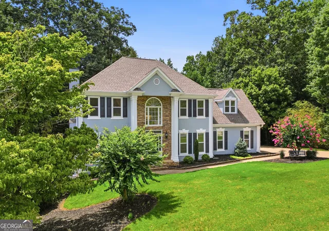 Photo 3 of Single family home for sale at 1039 Avery Crk Dr, Woodstock, GA 30188 | MLS# 10809182 | Listing updated on 2026-08-06