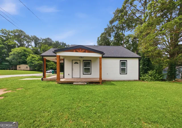 Photo 3 of Single family home for sale at 1183 Highway 138, Jonesboro, GA 30236 | MLS# 10809543 | Listing updated on 2026-08-05