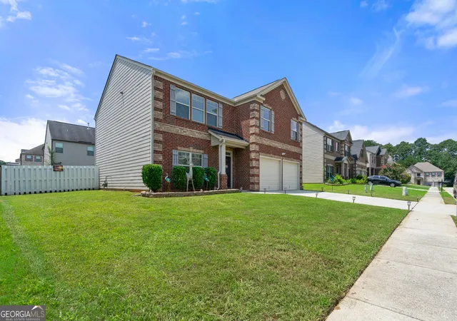 Photo 2 of Single family home for sale at 3107 Rex Ridge Cir, Rex, GA 30273 | MLS# 10813998 | Listing updated on 2026-08-12