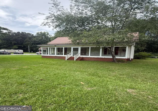 Photo 1 of Single family home for sale at 15 Clem Lowell Rd, Carrollton, GA 30116 | MLS# 10808786 | Listing updated on 2026-10-07
