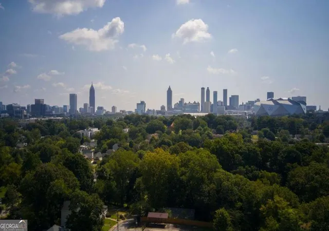 Photo 3 of Single family home for sale at 964 Mayson Turner Rd Nw, Atlanta, GA 30314 | MLS# 10827380 | Listing updated on 2026-10-20