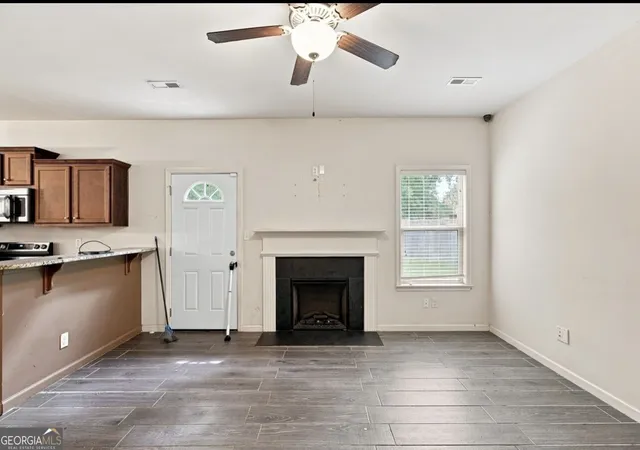 Photo 3 of Single family home for sale at 425 Cathedral Dr, Mcdonough, GA 30253 | MLS# 10822130 | Listing updated on 2026-08-22