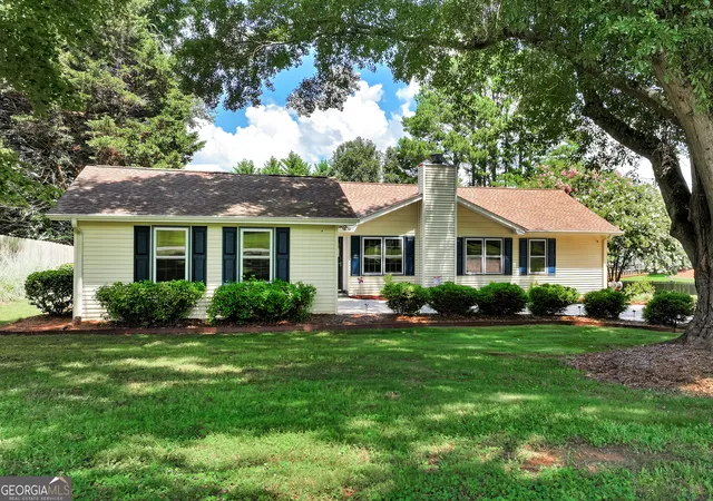 Photo 1 of Sale Pending at 5658 Raintree Tr, Oakwood, GA 30566 | MLS# 10810693 | Listing updated on 2026-09-07