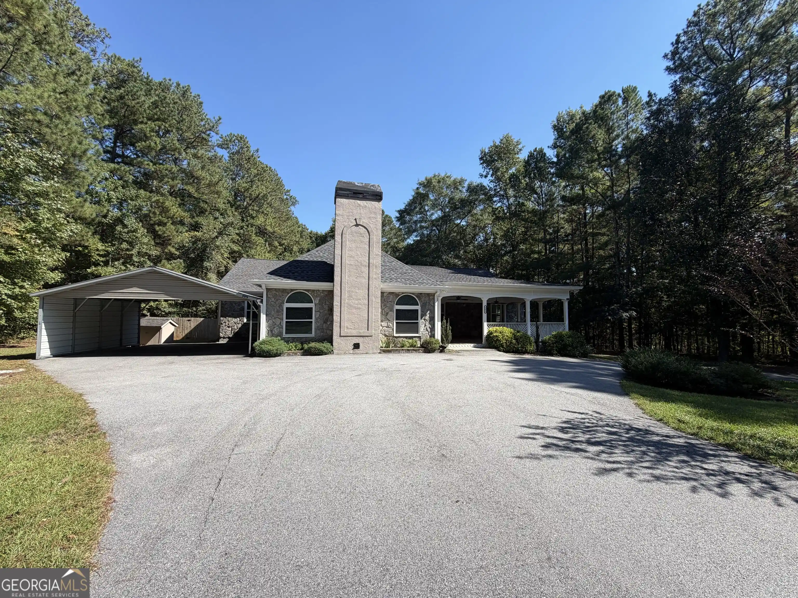 Single family home for sale at 564 Eskew Rd, Mcdonough, GA 30252 | MLS# 10874387