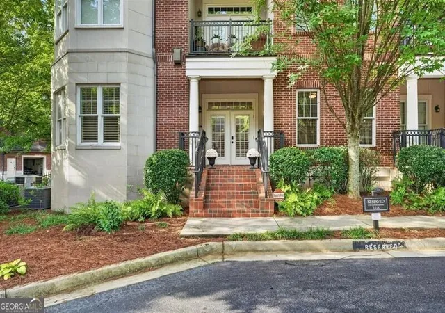 Photo 1 of Sale Pending at 3635 E Paces Cir Ne #1120, Atlanta, GA 30326 | MLS# 10831804 | Listing updated on 2026-08-31