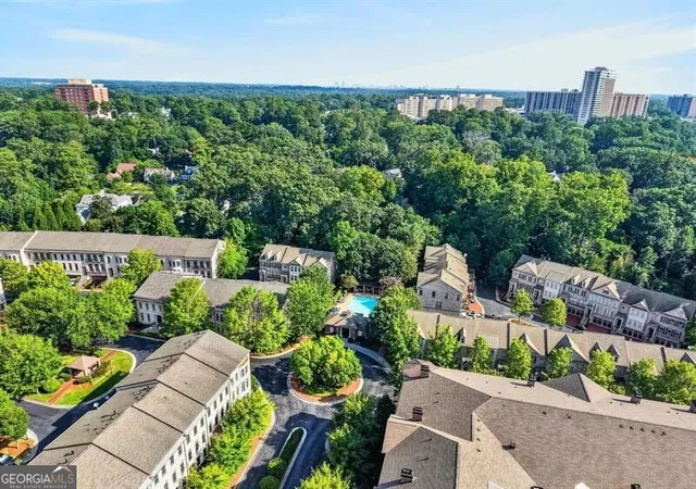 Photo 26 of Sale Pending at 3635 E Paces Cir Ne #1120, Atlanta, GA 30326 | MLS# 10831804 | Listing updated on 2026-08-31