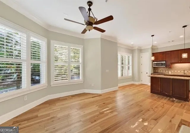 Photo 3 of Sale Pending at 3635 E Paces Cir Ne #1120, Atlanta, GA 30326 | MLS# 10831804 | Listing updated on 2026-08-31