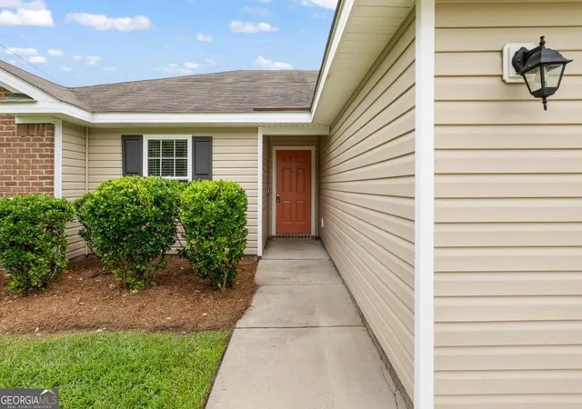 Homes for sale in Ellabell, GA | 180 Bonnie Cir, Ellabell, GA 31308 | MLS# 10804965
