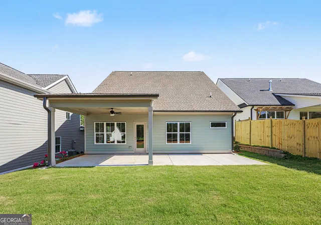 Photo 4 of Single family home for sale at 105 Red Oak Ct, Carrollton, GA 30116 | MLS# 10641410 | Listing updated on 2026-08-28