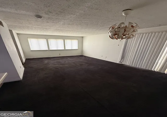 4th image of 7560 Taylor Rd, Riverdale, GA 30274