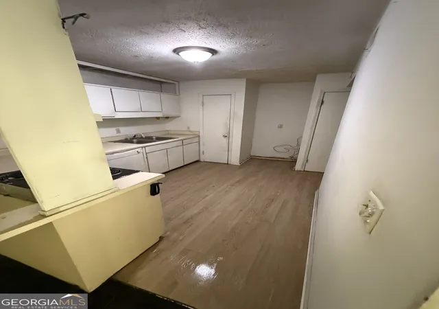 5th image of 7560 Taylor Rd, Riverdale, GA 30274