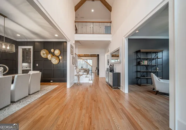 2nd image of 5720 Riverside Dr, Sandy Springs, GA 30327 | MLS# 10811058