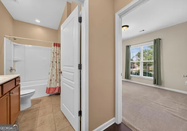 Photo 4 of Single family home for sale at 1040 Askew Station Bnd, Greensboro, GA 30642 | MLS# 10831316 | Listing updated on 2026-10-09
