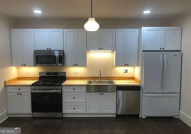 5th image of 429 Calhoun St Nw, Atlanta, GA 30318 | MLS# 10724961