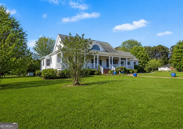 Photo 3 of Single family home for sale at 159 Friar Tuck Rd, Fayetteville, GA 30215 | MLS# 10791137 | Listing updated on 2026-09-29
