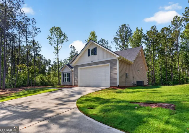 Homes for sale in Greenville, GA | 242 Glavine St, Greenville, GA 30222 | MLS# 10802398