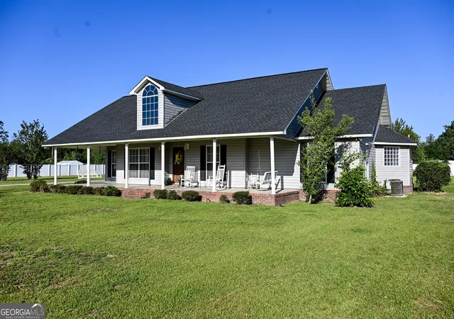 Homes for sale in Waycross, GA | 5625 Wooddell Dr, Waycross, GA 31503 | MLS# 10786015