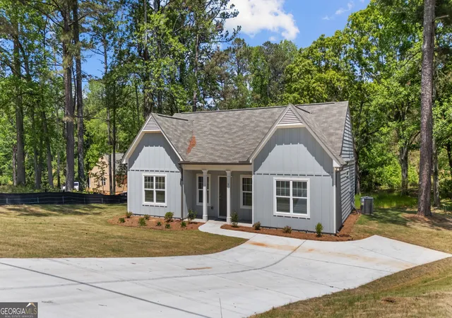 3rd image of 31 Harris Dr #LOT 10, Newnan, GA 30263 | MLS# 10761946