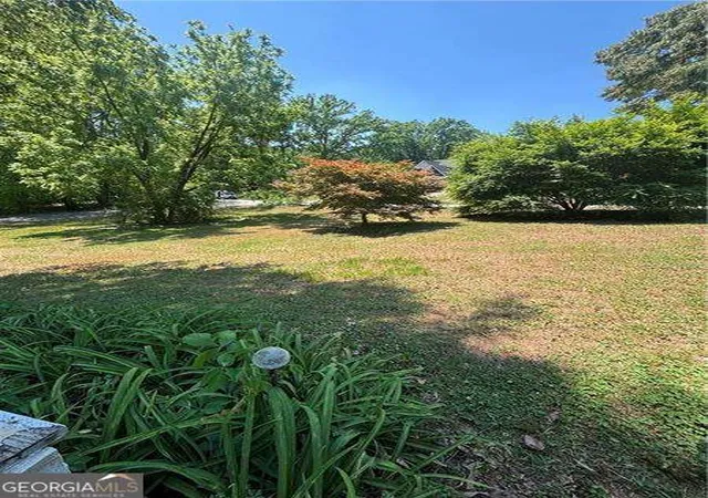 Photo 3 of Single family home for sale at 5055 Crowe Dr, Smyrna, GA 30082 | MLS# 10739230 | Listing updated on 2026-09-08