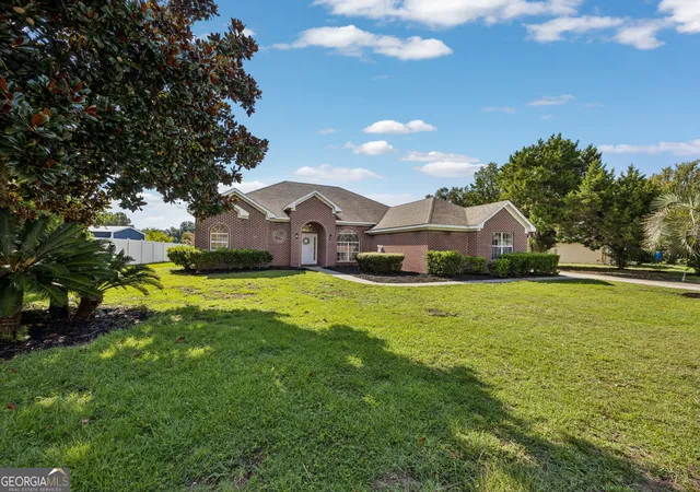 Photo 2 of Single family home for sale at 117 Lake Manor Dr, Kingsland, GA 31548 | MLS# 10833267 | Listing updated on 2026-10-05