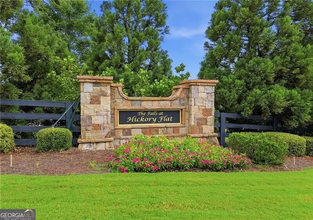 Photo 3 of Single family home for sale at 106 Seabiscuit Wy, Canton, GA 30115 | MLS# 10823510 | Listing updated on 2026-08-25