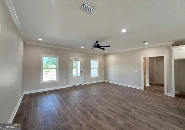 3rd image of 2702 Thomas St, Adel, GA 31620 | MLS# 10773277