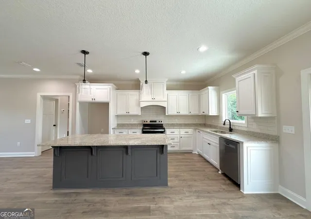 5th image of 2702 Thomas St, Adel, GA 31620 | MLS# 10773277
