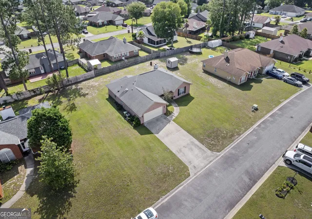 Photo 3 of Single family home for sale at 1805 Blair Ct, Hinesville, GA 31313 | MLS# 10777508 | Listing updated on 2026-10-10