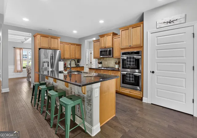 Photo 3 of Sale Pending at 195 Southridge, Fayetteville, GA 30214 | MLS# 10780669 | Listing updated on 2026-07-03