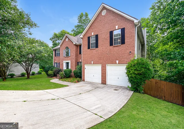 2nd image of 3807 Button Gate Ct, Lithonia, GA 30038 | MLS# 10785839