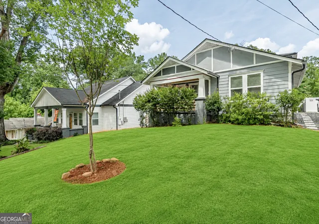 Photo 1 of Single family home for sale at 8 S Eugenia Pl Nw, Atlanta, GA 30318 | MLS# 10793094 | Listing updated on 2026-09-15