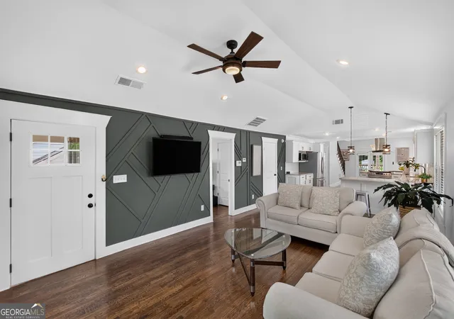 Photo 3 of Single family home for sale at 8 S Eugenia Pl Nw, Atlanta, GA 30318 | MLS# 10793094 | Listing updated on 2026-09-15