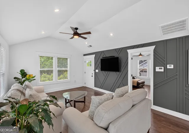 Photo 4 of Single family home for sale at 8 S Eugenia Pl NW, Atlanta, GA 30318 | MLS# 10793094 | Listing updated on 2026-09-15