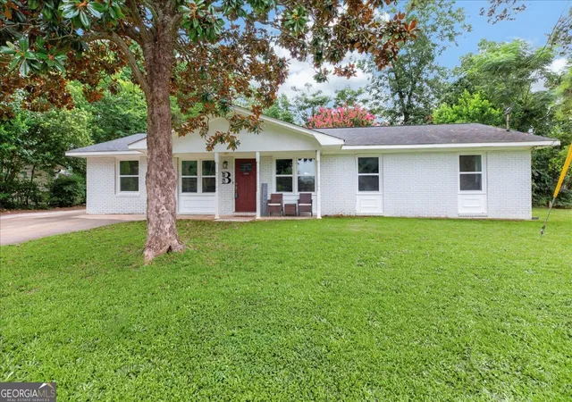 3rd image of 208 Mike St, Warner Robins, GA 31088 | MLS# 10817381