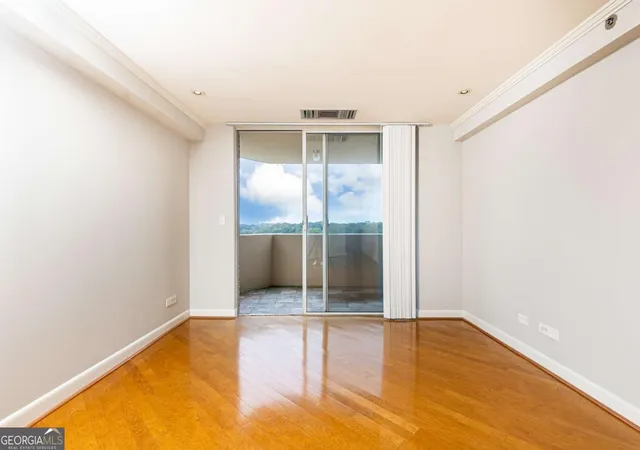 5th image of 1501 Clairmont Rd #1525, Decatur, GA 30033 | MLS# 10731090
