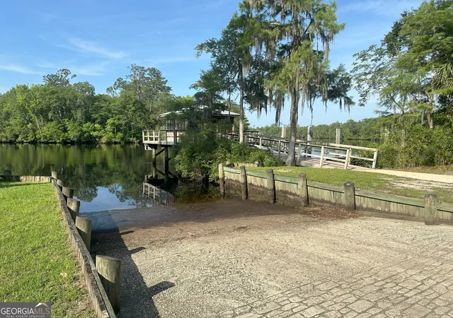 Homes for sale in Kingsland, GA | 122 Breakwater Loop, Kingsland, GA 31548 | MLS# 10562367