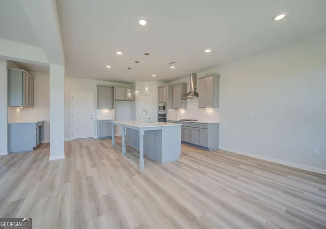 Photo 4 of Single family home for sale at 182 Buffalo Tr, Stockbridge, GA 30281 | MLS# 10828891 | Listing updated on 2026-10-09