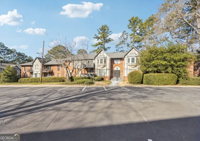 1st image of 6851 Roswell Rd #N-20, Sandy Springs, GA 30328 | MLS# 10807628