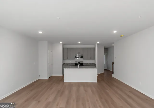 3rd image of 5428 Biltmore Dr, Atlanta, GA 30349 | MLS# 10796922