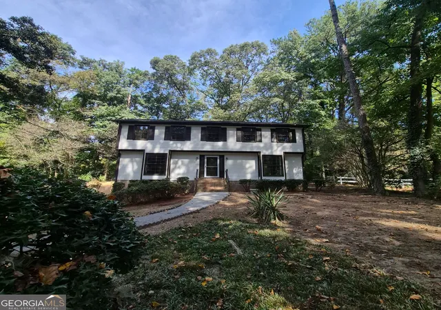 Photo 1 of Single family home for sale at 2201 Brookfield Cir, Lawrenceville, GA 30043 | MLS# 10858131 | Listing updated on 2026-10-29