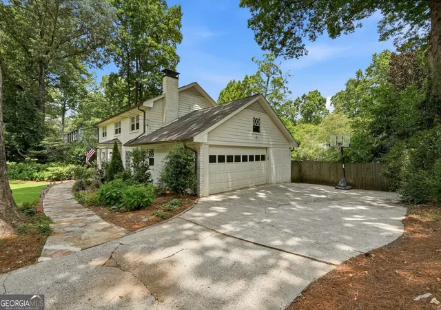 Photo 39 of Sale Pending at 1722 Kellogg Springs Dr, Atlanta, GA 30338 | MLS# 10799964 | Listing updated on 2026-09-11